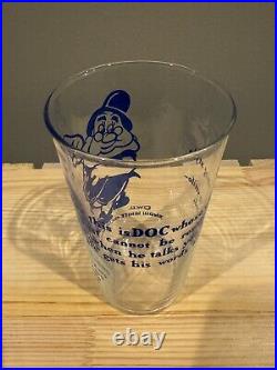 COMPLETE SET 8 Vintage Walt Disney Snow White and the 7 Dwarfs Glasses