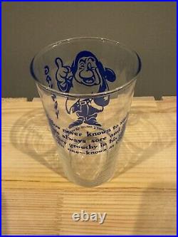 COMPLETE SET 8 Vintage Walt Disney Snow White and the 7 Dwarfs Glasses