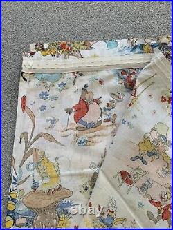Rare Retro Vintage Walt Disney Alice In Wonderland Fabric Pleat Curtains
