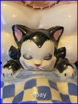 Rare VTG Geppetto Pottery Walt Disney Pinocchio Figaro Cat Sleeping Bed Figurine