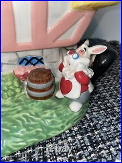 Vintage Walt Disney Alice In Wonderland White Rabbit House Cookie Jar Great Cond