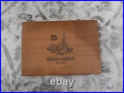 Vintage Walt Disney World 25 Cigars Wood Box Cazadores All Imported Cuban Seed