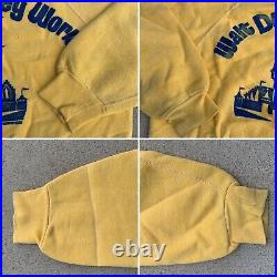 Vintage Walt Disney World Walt Disney Productions raglan sweatshirt small 34-36