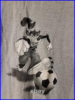 Walt Disney Vintage Big Bad Wolf T-Shirt Villains Size L wide world of sports