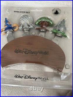 Walt Disney World Spreader Set withStand Brand New VINTAGE